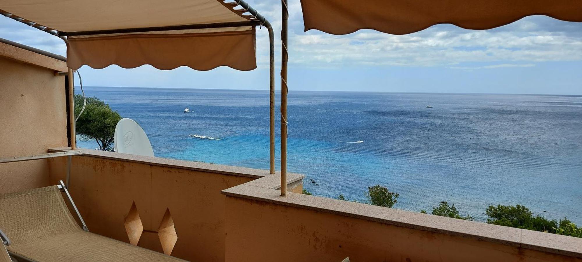 Independent Apartment With Spectacular View Cala Gonone Zewnętrze zdjęcie
